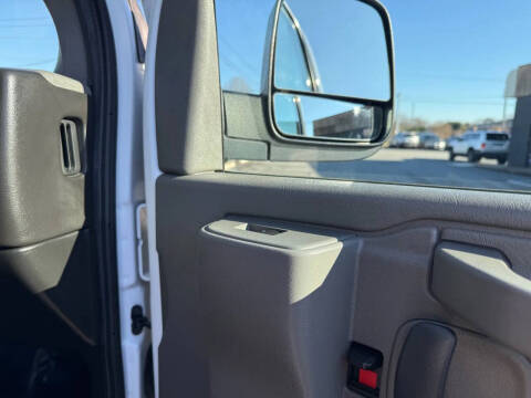 2022 GMC Savana 2500