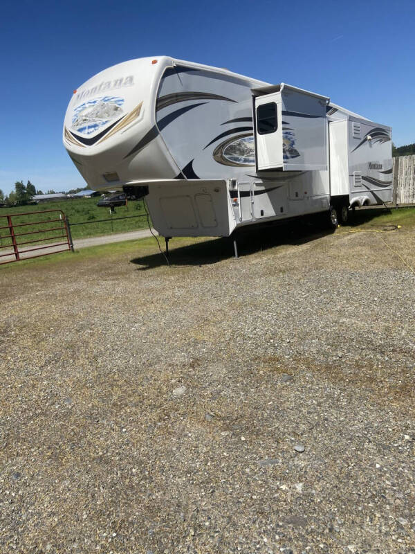 2013 Keystone Montanna 3900FB