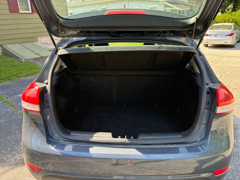 2016 Kia Forte5 LX