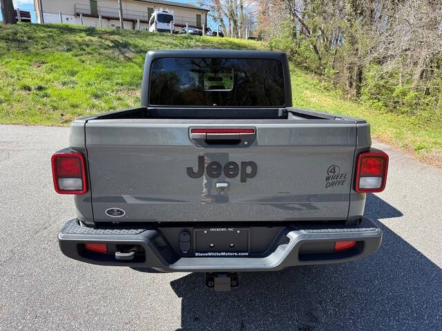 2022 Jeep Gladiator Willys