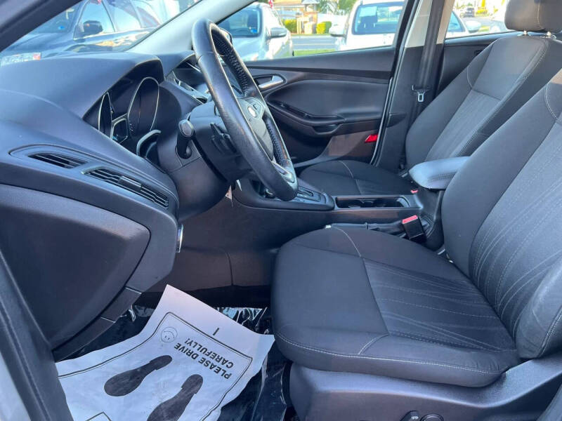 2016 Ford Focus SE