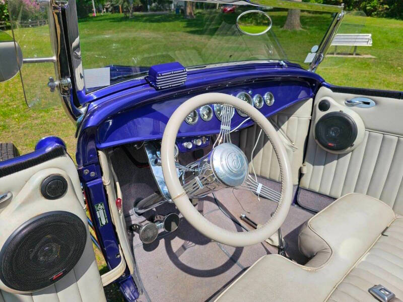 1932 Ford Highboy 29