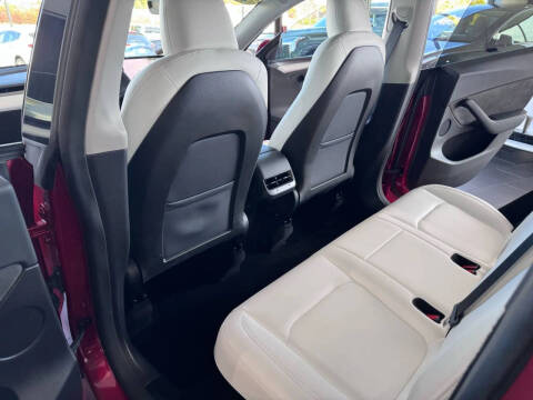 2025 Tesla Model Y Long Range