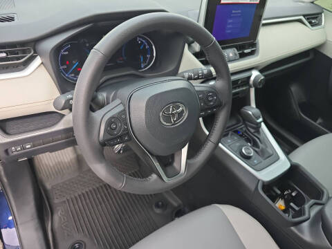 2024 Toyota RAV4 Hybrid XLE Premium