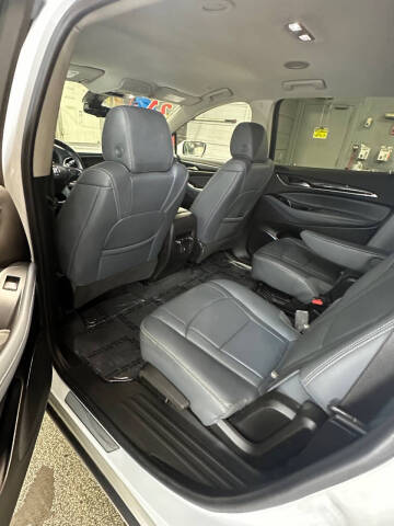 2021 Buick Enclave Essence