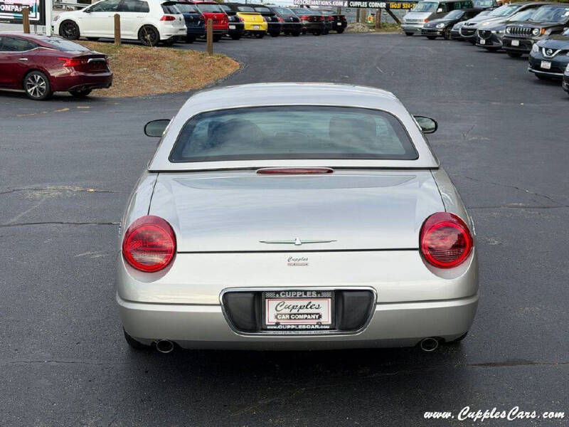 2004 Ford Thunderbird Deluxe