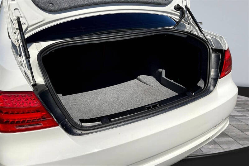 2013 BMW 3 Series 328i