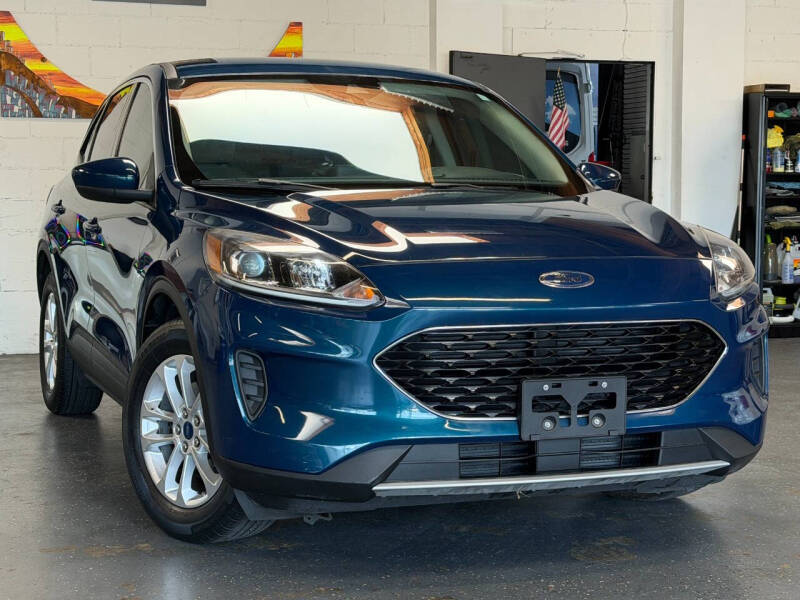 2020 Ford Escape SE