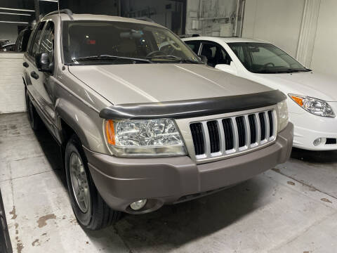 2004 Jeep Grand Cherokee for sale at John Warne Motors in Canonsburg PA