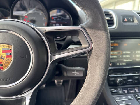 2016 Porsche Cayman GT4