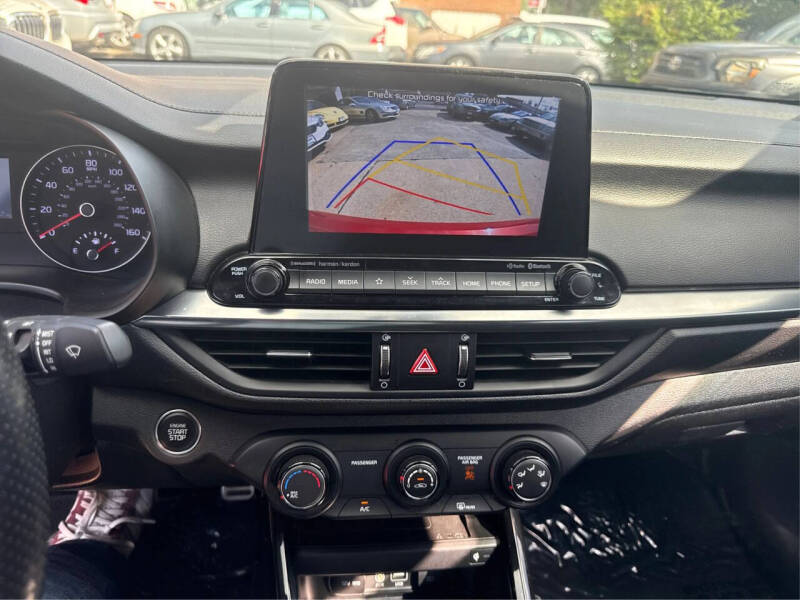 2020 Kia Forte GT Line