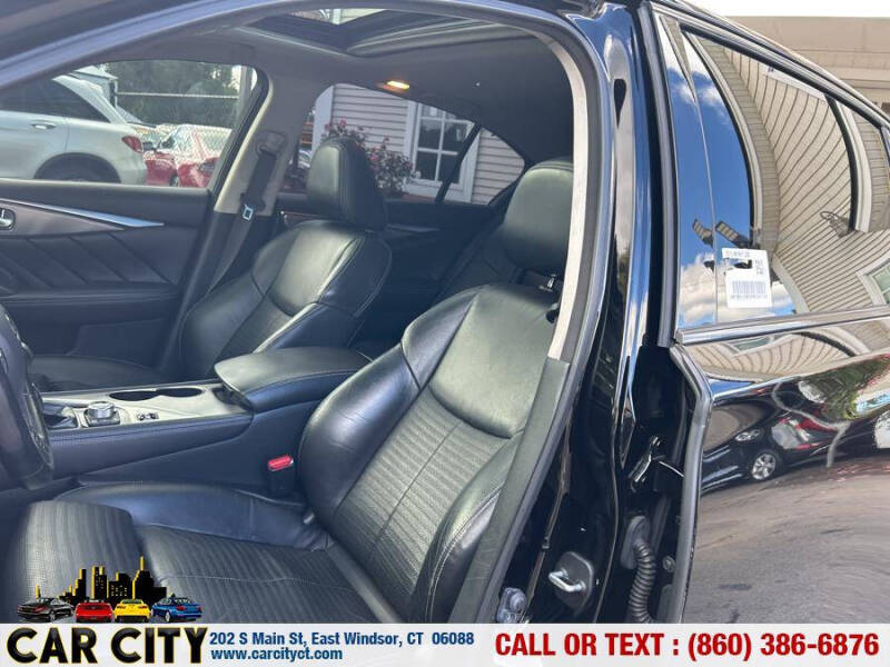 2015 Infiniti Q50 Premium