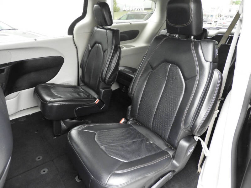 2019 Chrysler Pacifica Touring L