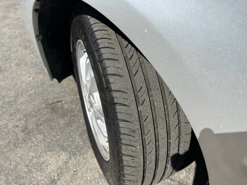 2010 Toyota Prius IV