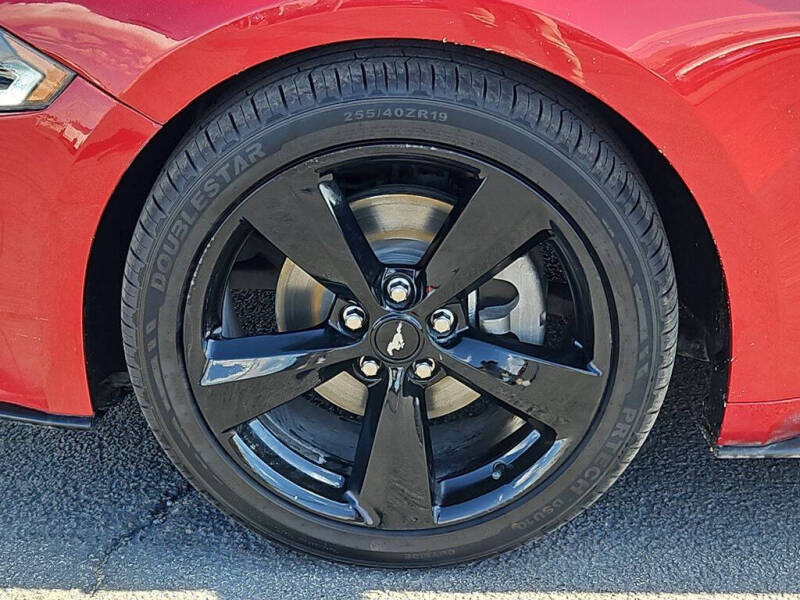 2022 Ford Mustang EcoBoost