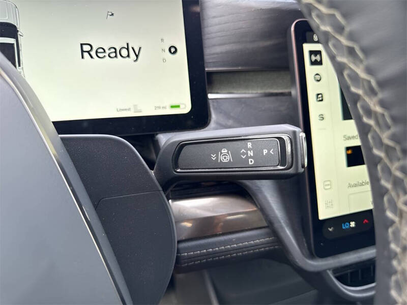 2023 Rivian R1T Adventure