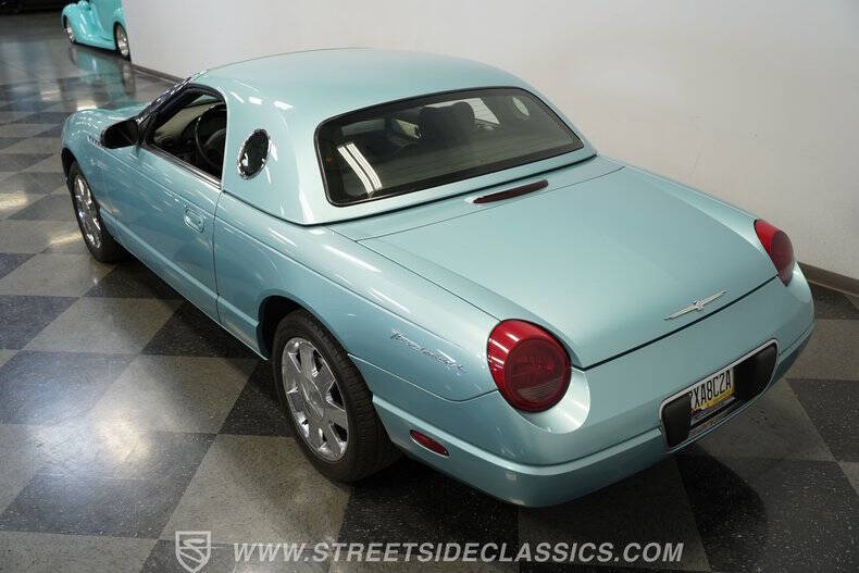 2002 Ford Thunderbird Deluxe