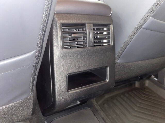 2025 Mitsubishi Outlander PHEV SE