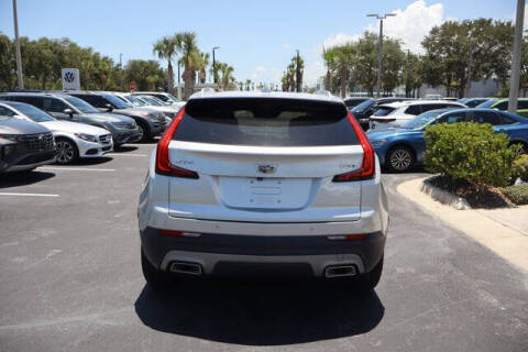 2022 Cadillac XT4 Premium Luxury