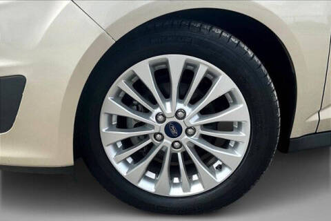 2017 Ford C-MAX Hybrid SE