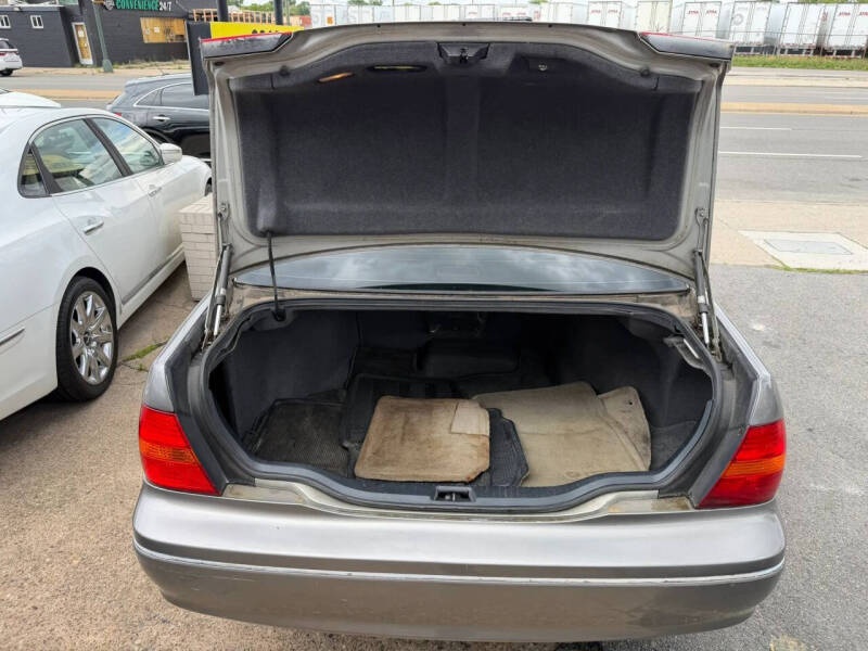 2002 Lexus LS 430