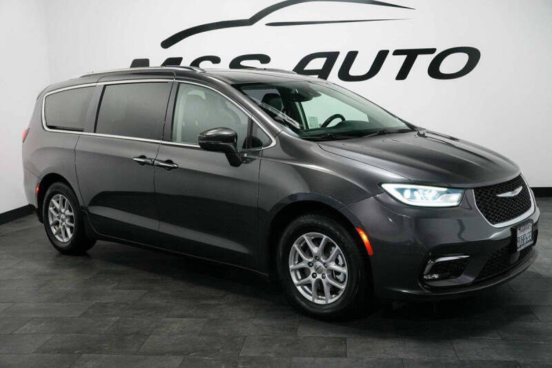 2021 Chrysler Pacifica Touring L