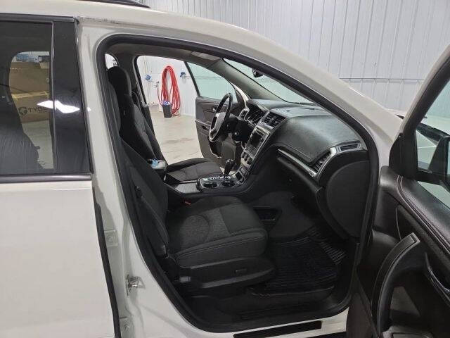 2013 GMC Acadia SLE-2