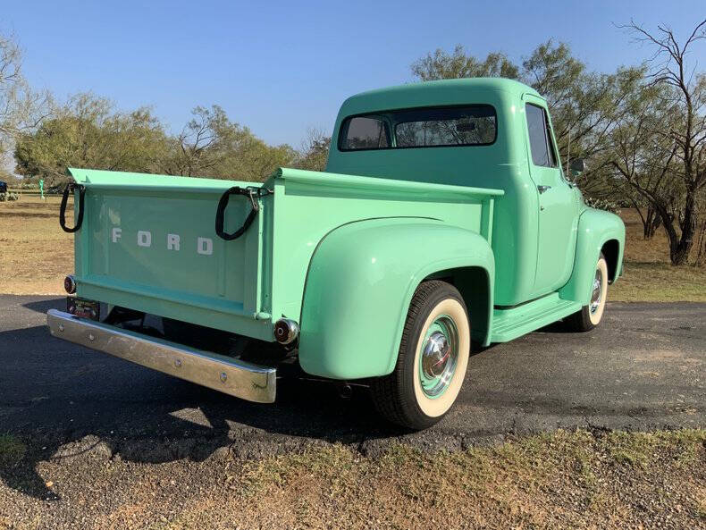 1954 Ford F-100