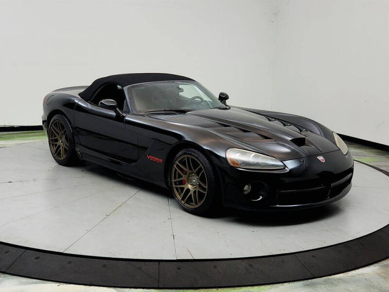 2005 Dodge Viper SRT-10