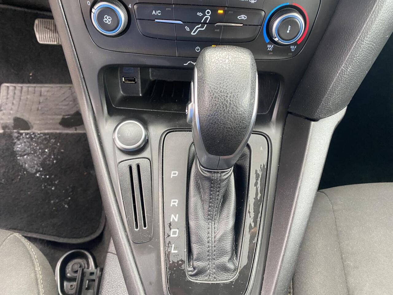 2016 Ford Focus  - $9,985