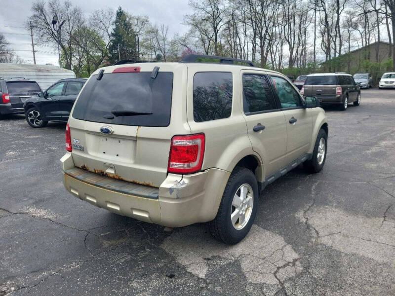2011 Ford Escape XLT