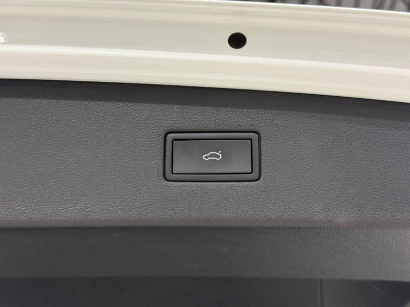 2024 Volkswagen Tiguan SEL R-Line 4Motion