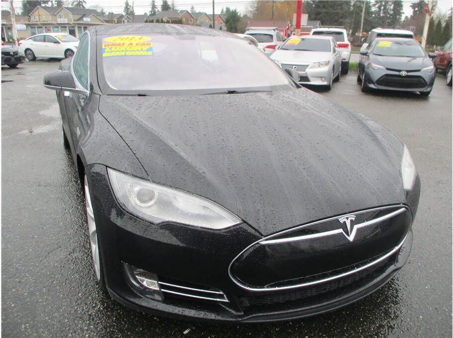 Black 2013 Tesla Model S Base Base 4dr Liftback (60 kWh) 1