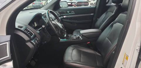 2016 Ford Explorer Sport