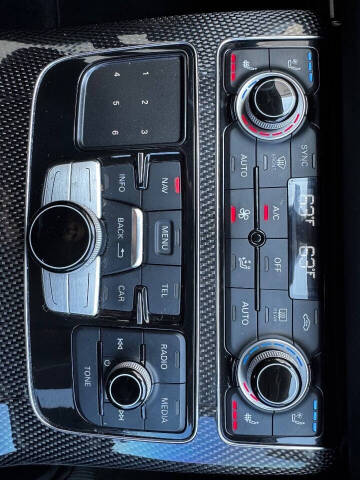 2014 Audi S8 4.0T quattro