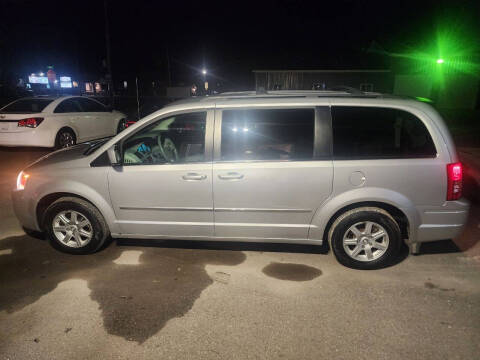 2010 Chrysler Town and Country for sale at Zimmer Auto Sales in Lexington MI