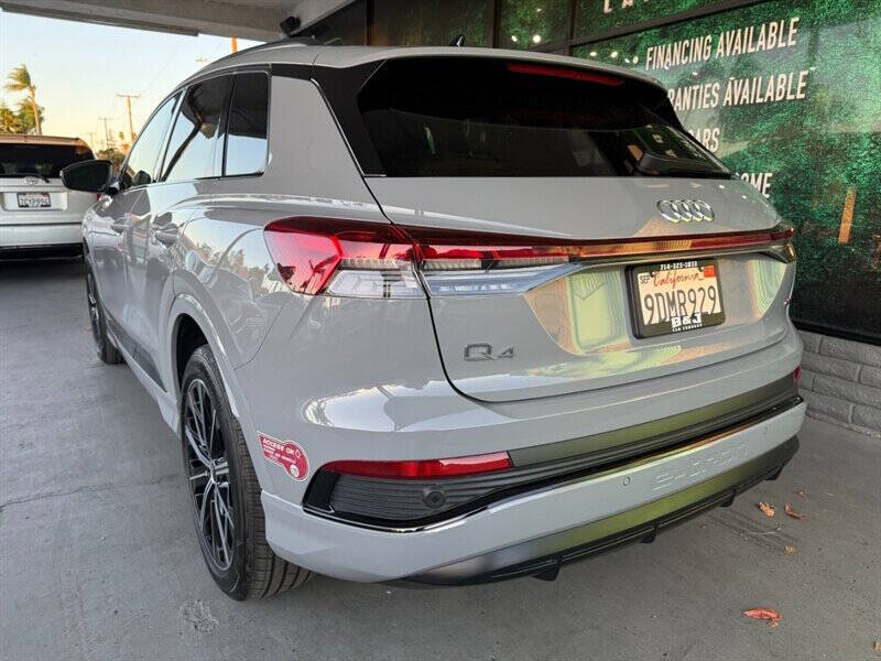 2022 Audi Q4 e-tron quattro Premium Plus 50