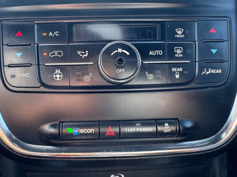 2015 Dodge Grand Caravan R/T