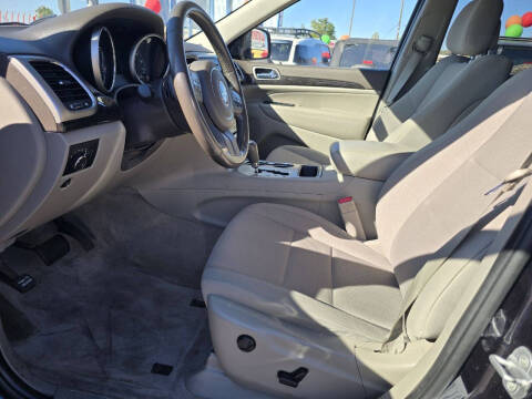 2011 Jeep Grand Cherokee Laredo