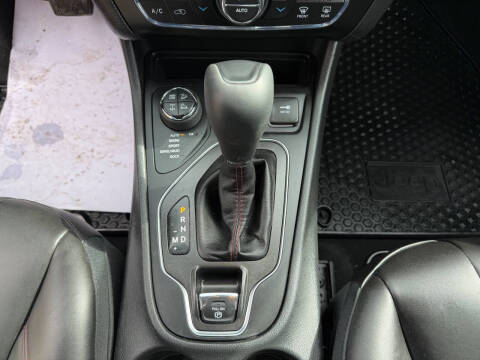 2019 Jeep Cherokee Trailhawk