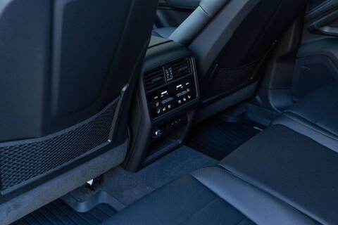 2025 Porsche Cayenne