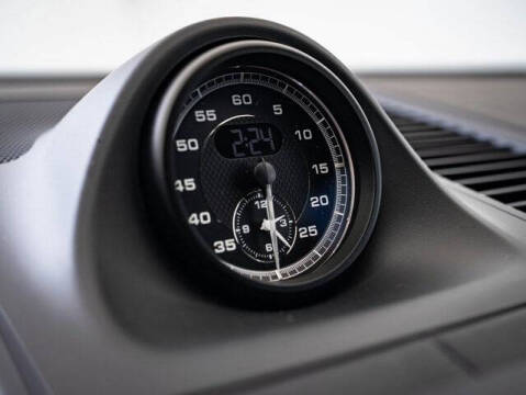 2026 Porsche Macan T