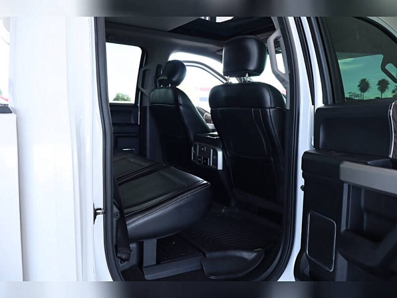 2017 Ford F-350 Super Duty Lariat