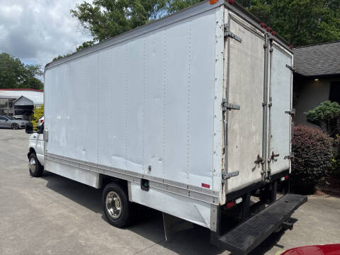 2003 Ford E-Series E-450 SD