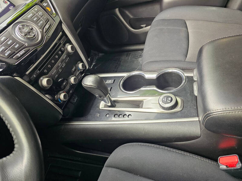 2018 Nissan Pathfinder SV