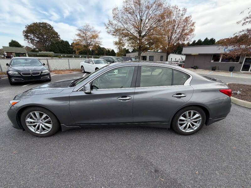 2015 Infiniti Q50 Premium