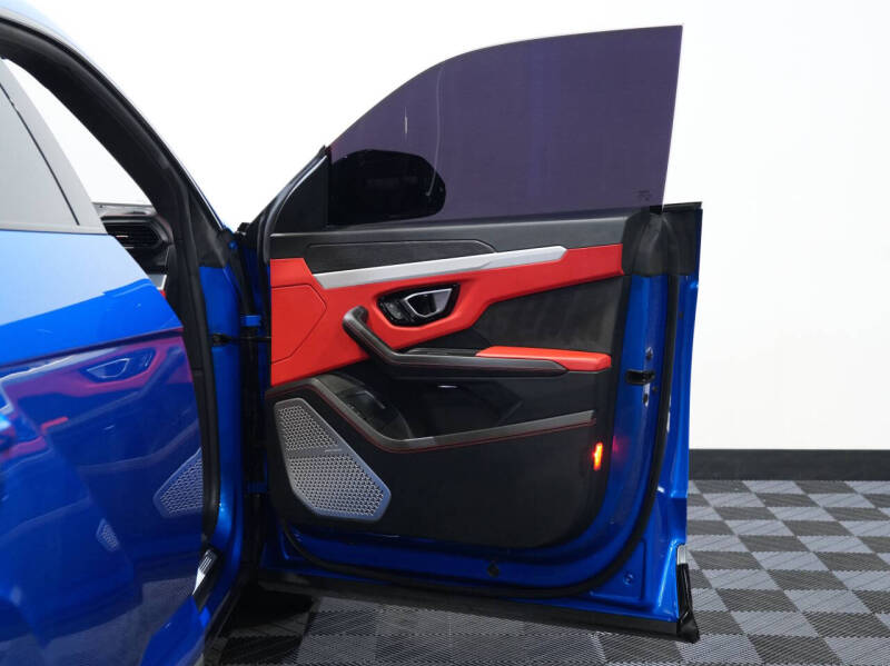 2019 Lamborghini Urus