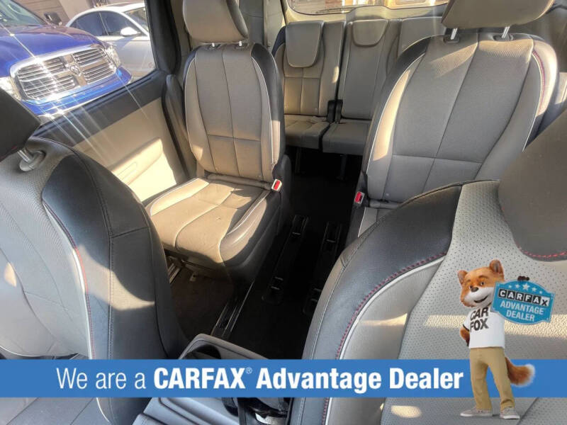 2017 Kia Sedona LX