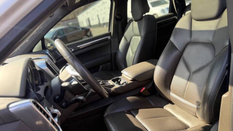 2017 Porsche Cayenne S
