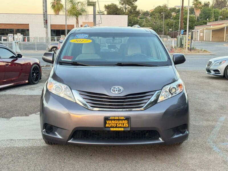 2017 Toyota Sienna